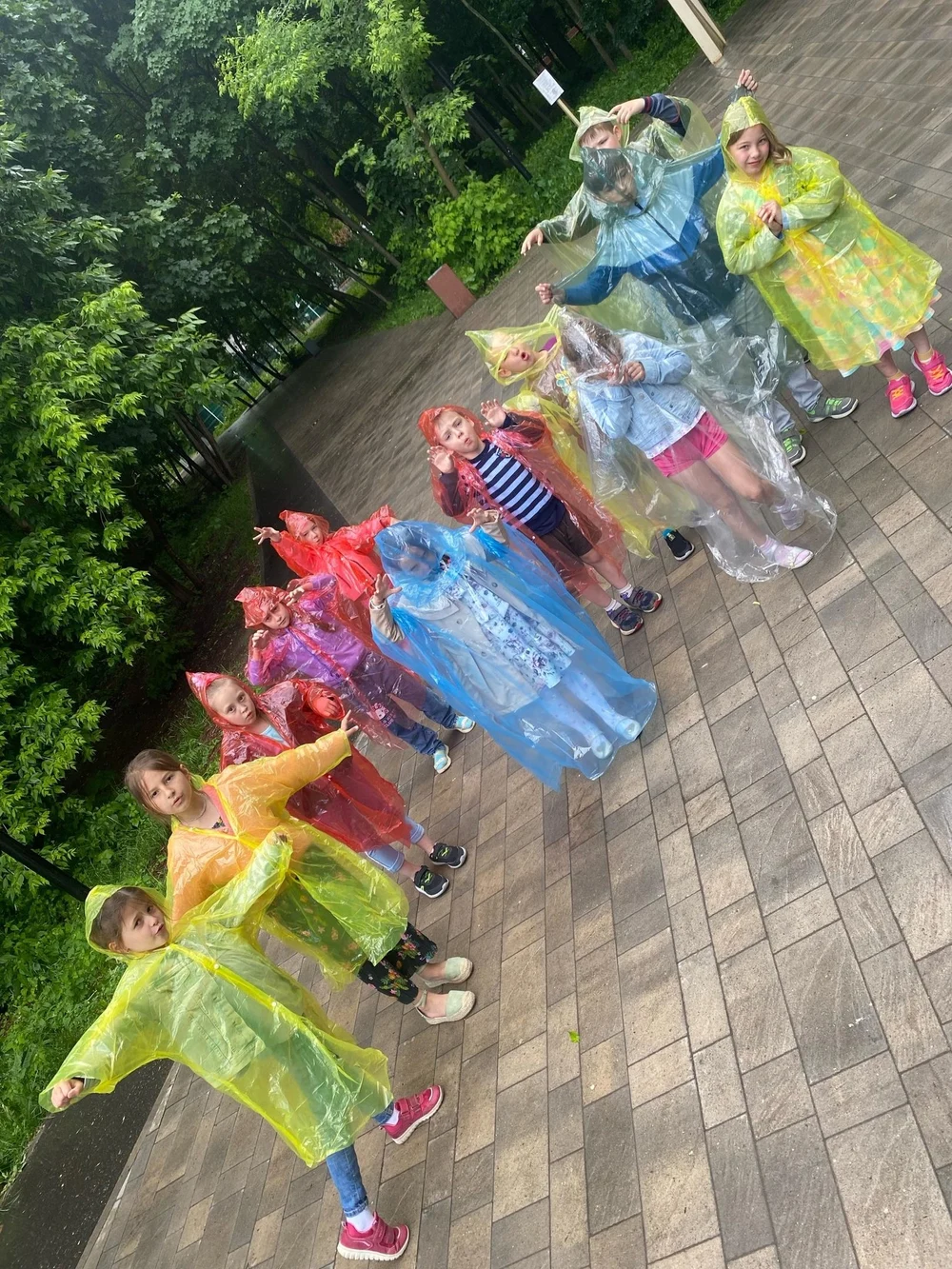 Городской клуб с отличным настроением